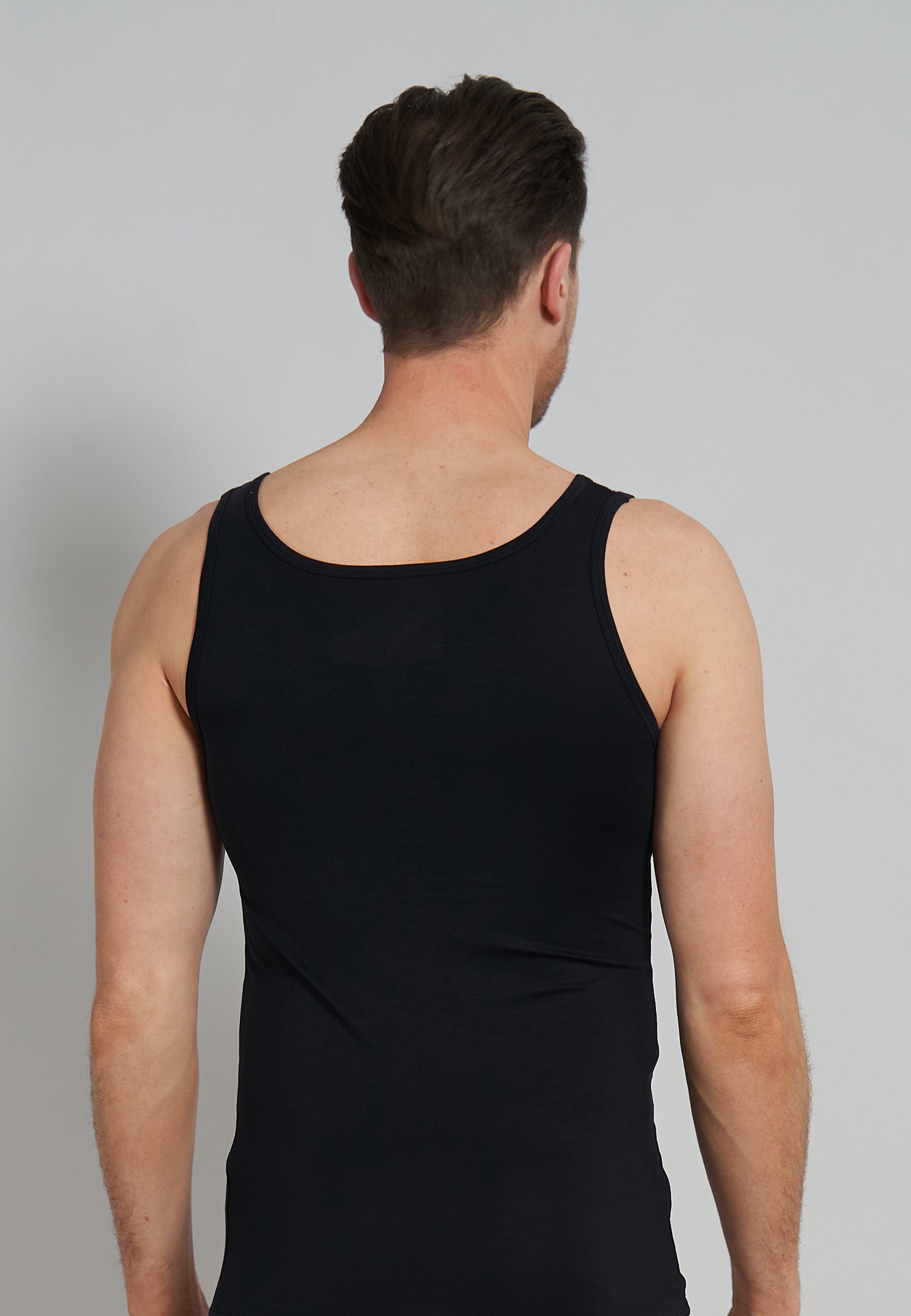 GÖTZBURG Herren Tank-Top schwarz uni 4er Pack