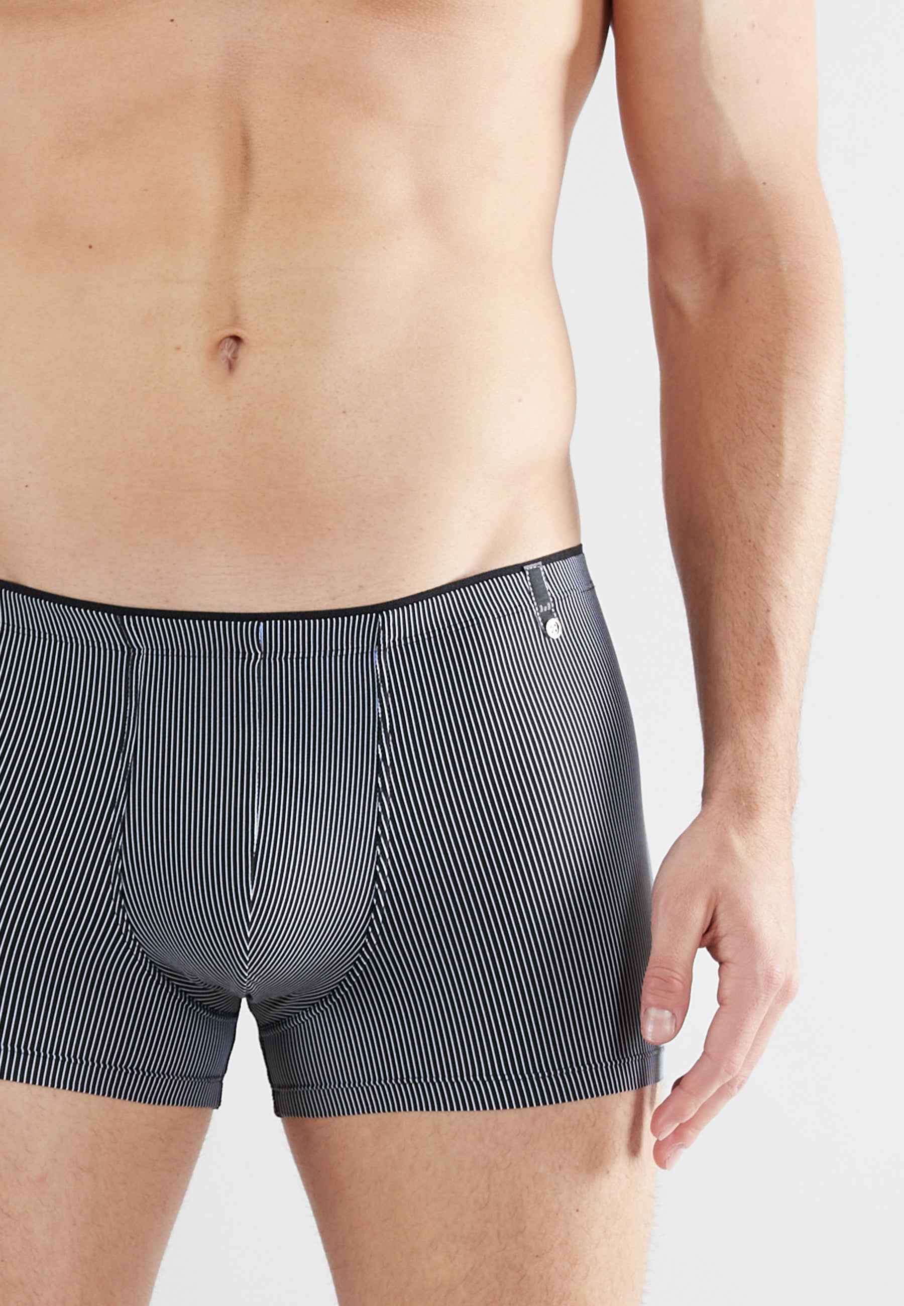 GÖTZBURG Herren Pants schwarz längsgestreift