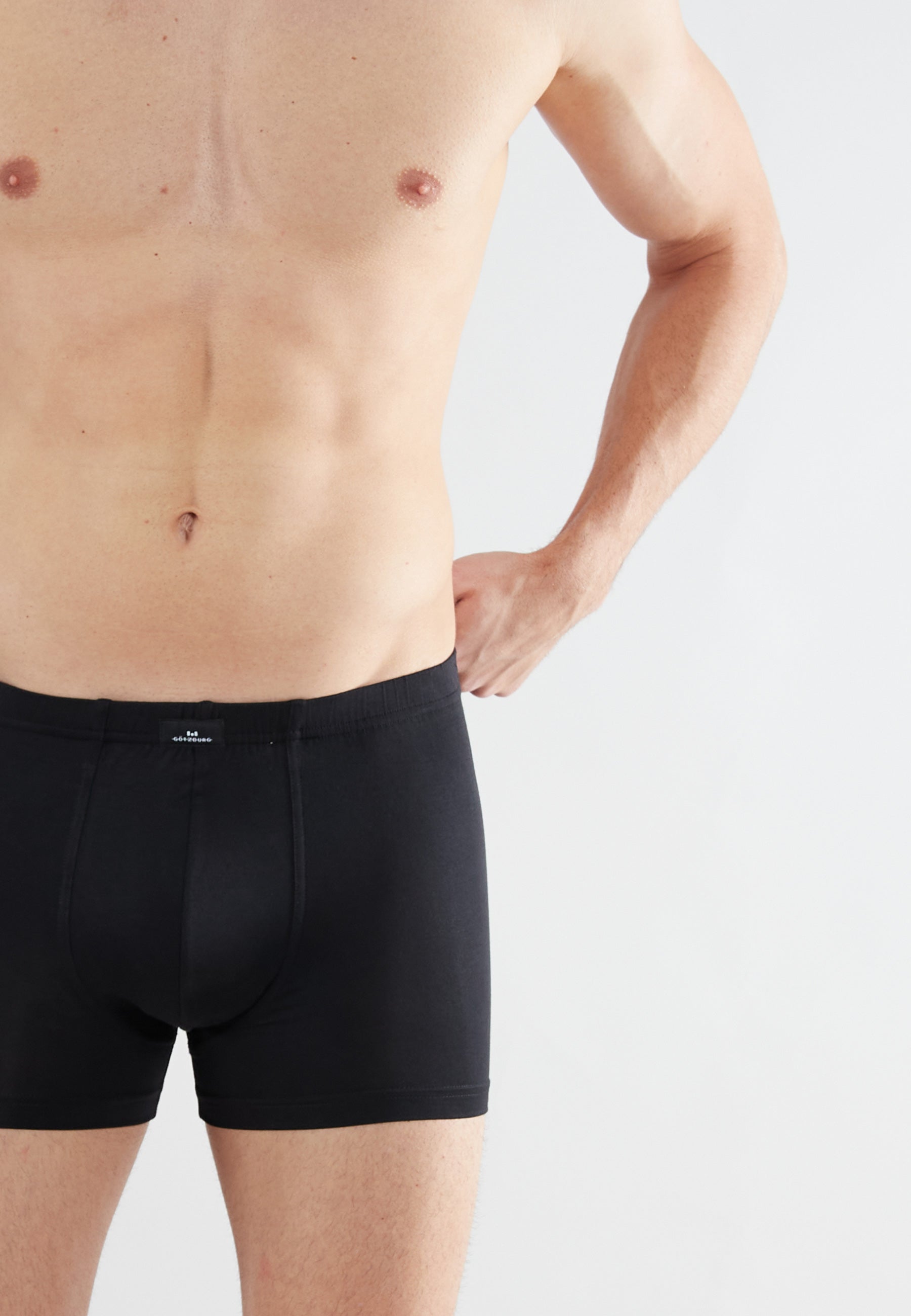 GÖTZBURG Herren Pants schwarz uni